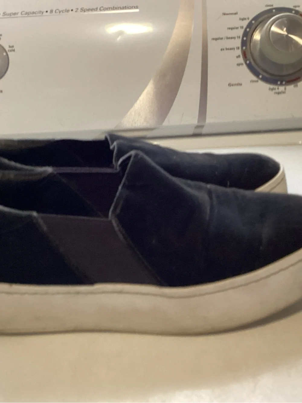 Men's Slip-On Casual Sneakers in Black